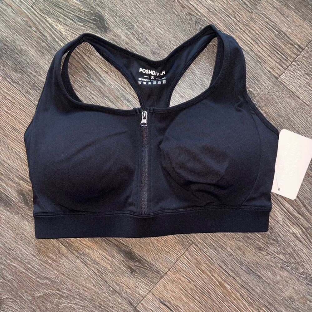 Poshdivah new size small Black Front zip Sports Bra